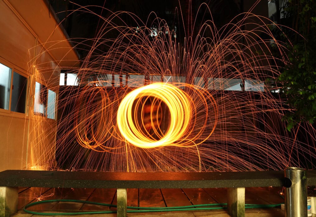CLASS : LIGHT PAINTING PHOTOGRAPHY