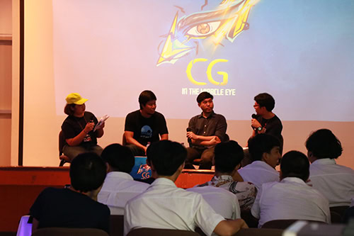 WAT AND TOON SHARING WORK EXPERIENCES TO STUDENTS